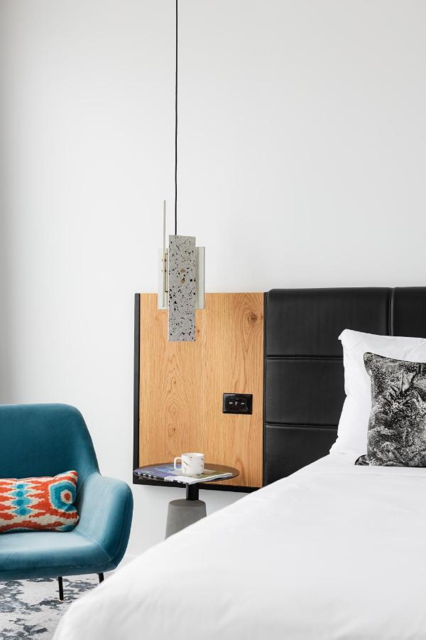 Ebb-Дюндин Екстериор снимка A pendant light